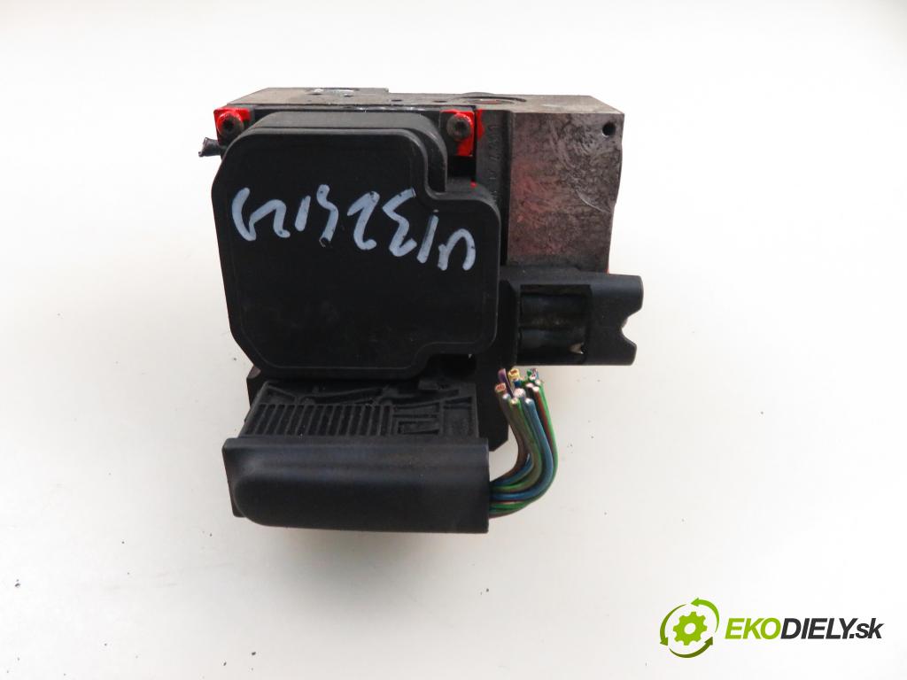 VW PASSAT B5.5 (3B3) SEDAN 2001 110,00 2.5 TDI - AKN 2496,00 pumpa ABS 0265202401 (Pumpa ABS)