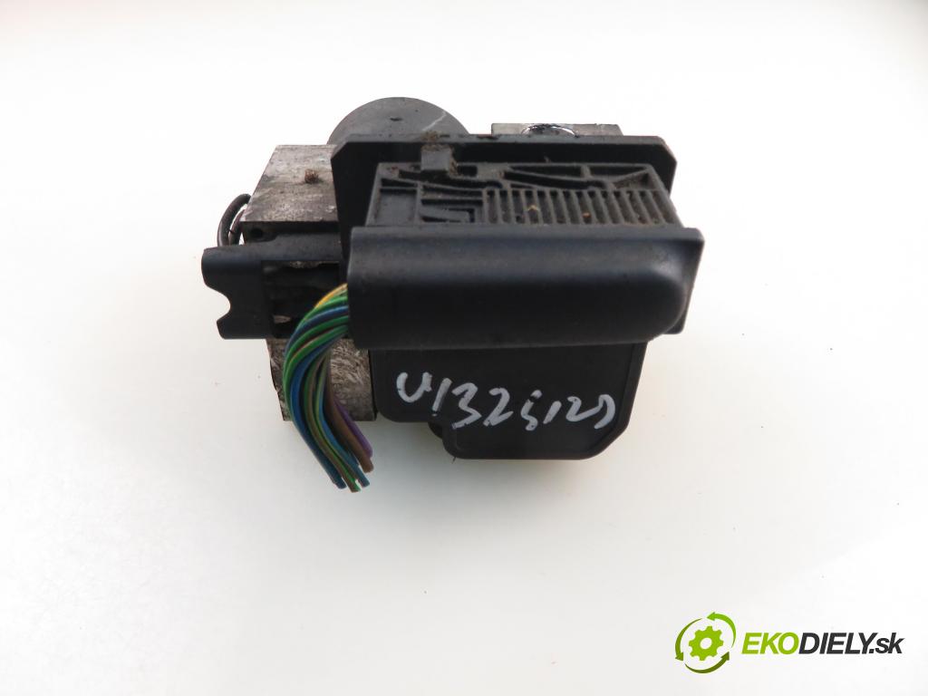 VW PASSAT B5.5 (3B3) SEDAN 2001 110,00 2.5 TDI - AKN 2496,00 pumpa ABS 0265202401 (Pumpa ABS)