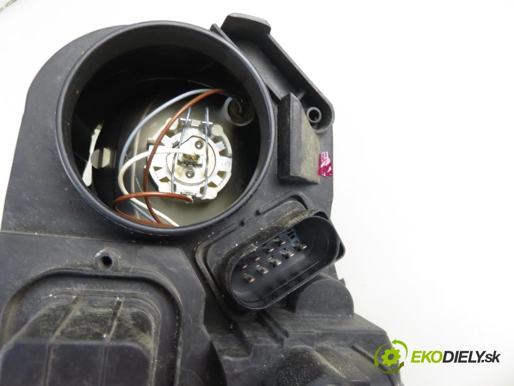 VW POLO (9N_) HB 2003 47,00 1.2 12V 64 - AZQ 1198,00 Svetlo PP 6Q1941008M