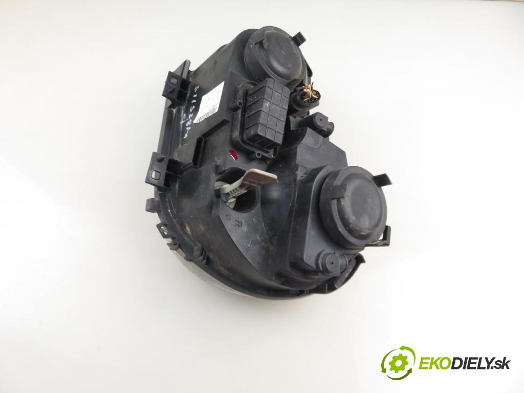 VW POLO (9N_) HB 2003 47,00 1.2 12V 64 - AZQ 1198,00 Svetlo PP 6Q1941008M