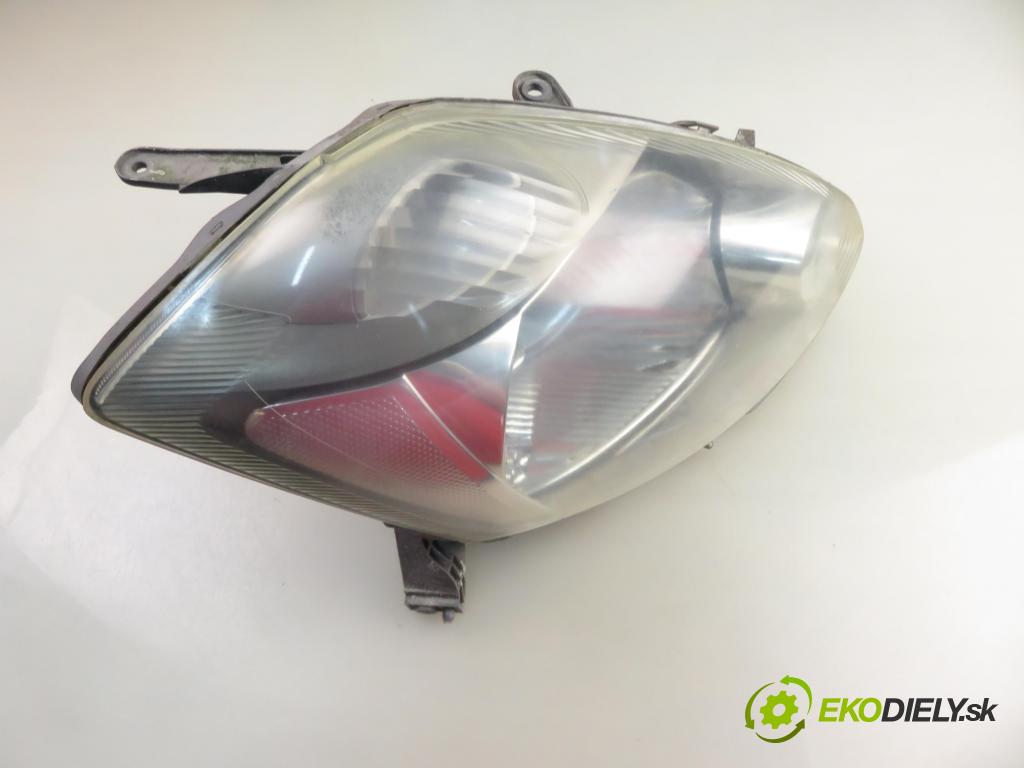 DAIHATSU SIRION (M3_) HB 2007 51,00 1.0 DVVT 4WD - 1KR-FE 998,00 Svetlo PP