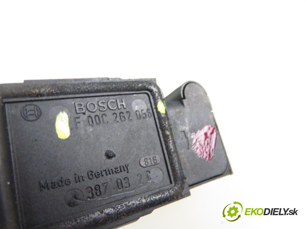 AUDI A3 (8L1) HB 2000 81,00 1.9 TDI - ASV 1896,00 váha vzduchu vzduchu F00C2G2056
