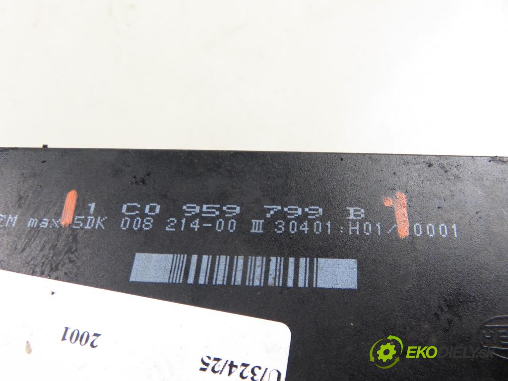 VW PASSAT B5.5 (3B3) SEDAN 2001 110,00 2.5 TDI - AKN 2496,00 MODUL komfortu 1C0959799B