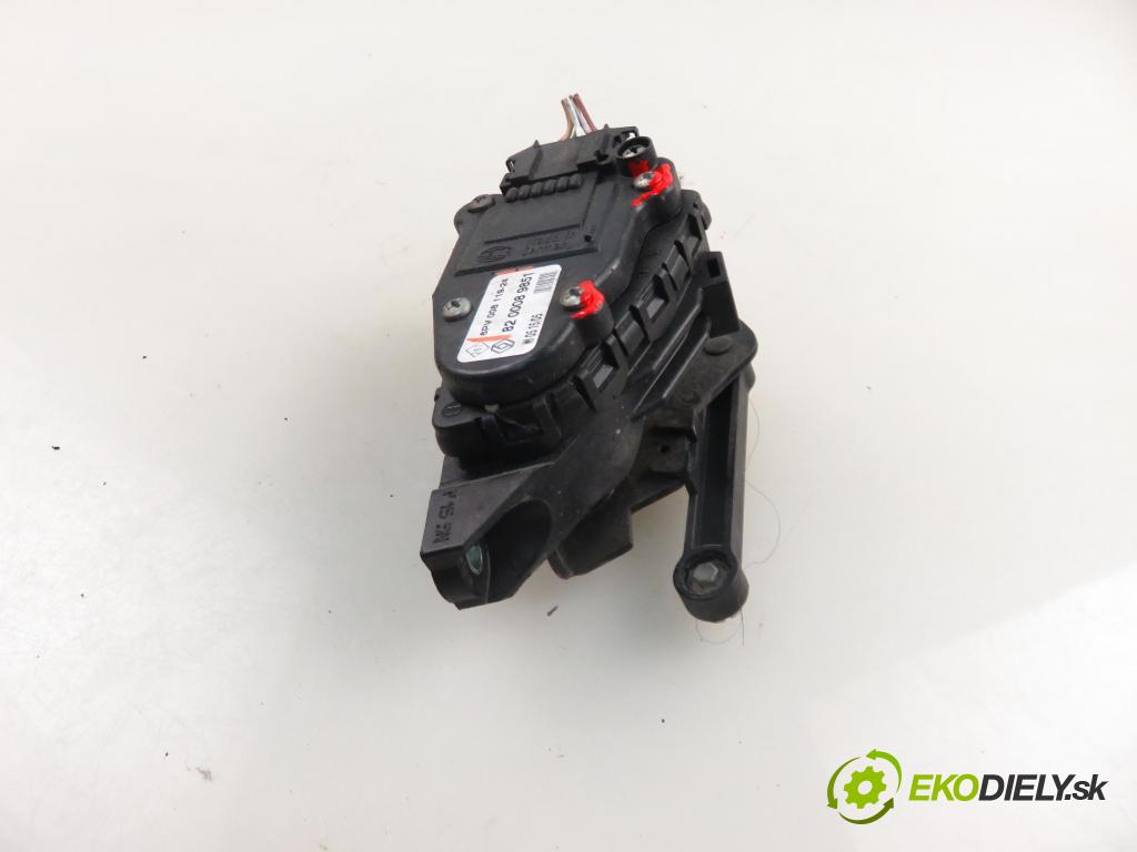 RENAULT KANGOO (KC0/1_) KOMBIVAN 2005 60,00 1.5 dCi 80 - K9K 702 1461,00 Potenciometer plynu 8200089851 (Potenciometer plynového pedálu)