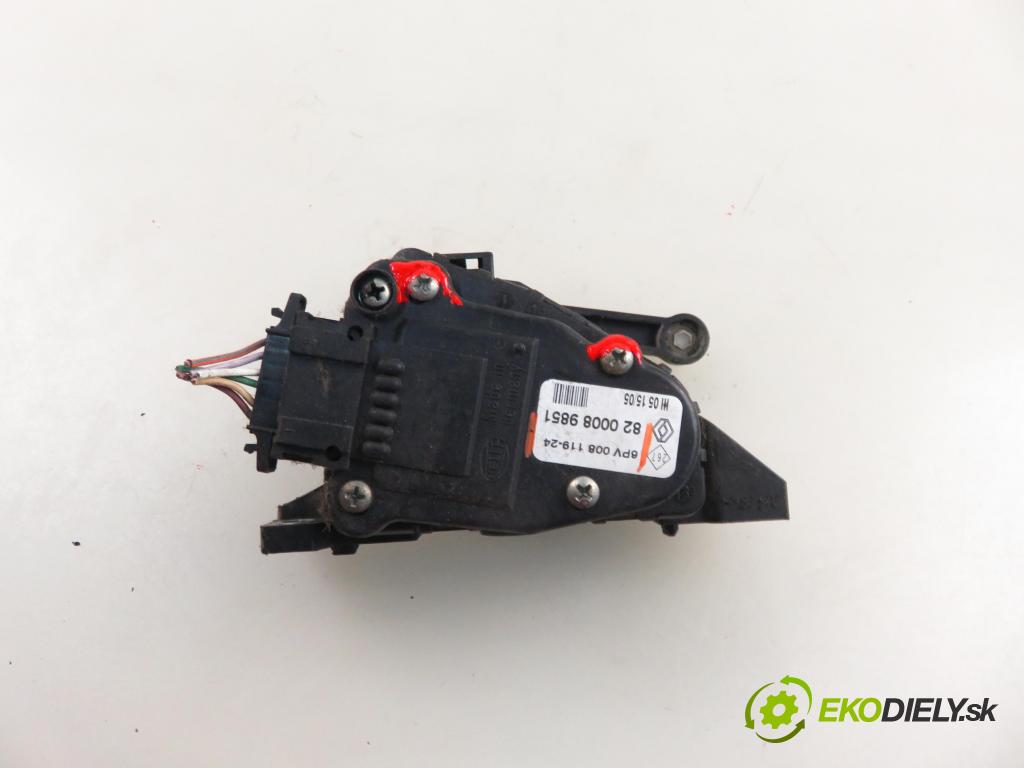 RENAULT KANGOO (KC0/1_) KOMBIVAN 2005 60,00 1.5 dCi 80 - K9K 702 1461,00 Potenciometer plynu 8200089851 (Potenciometer plynového pedálu)