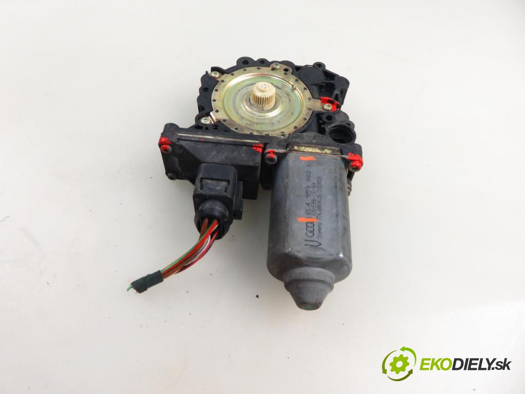 AUDI A3 (8L1) HB 2000 66,00 1.9 TDI 90 - ALH 1896,00 motorek sťahovaní oken PP 8L4959802B