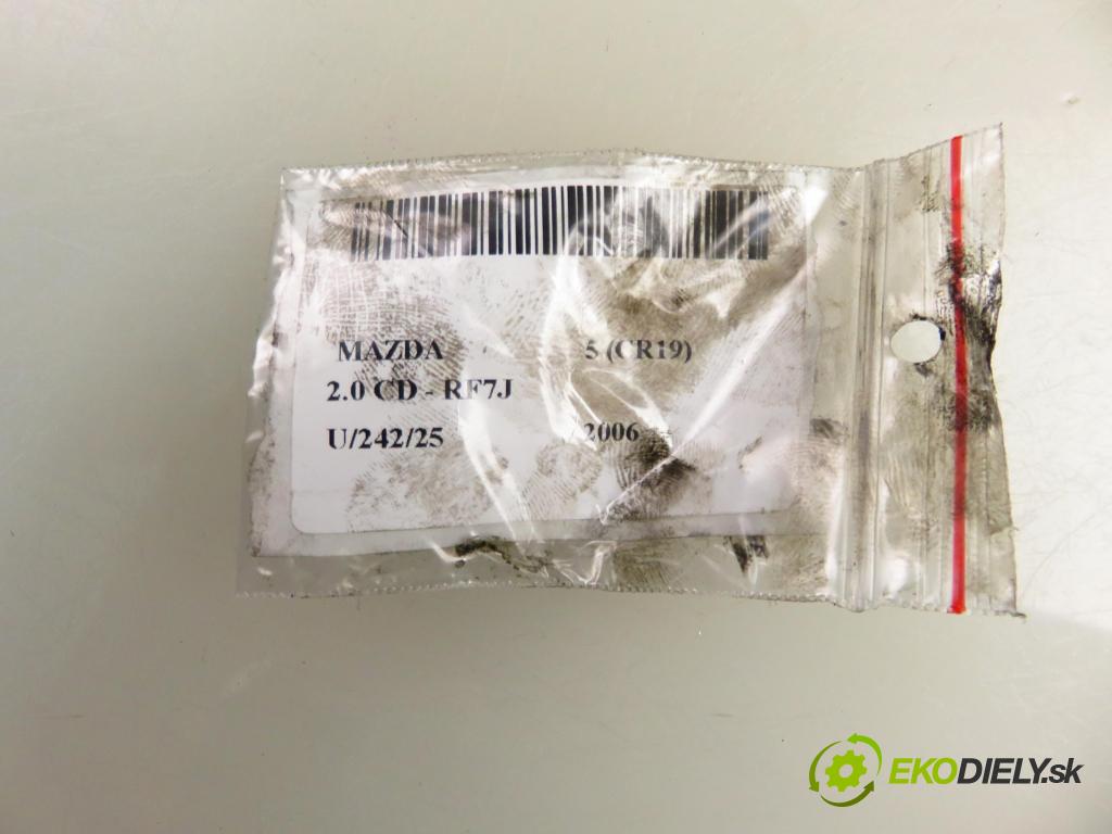MAZDA 5 (CR19) MINIVAN 2006 105,00 2.0 MZR-CD 143 - RF7J 1998,00 vstrekovač RF7J13H50 (Vstrekovač paliva)