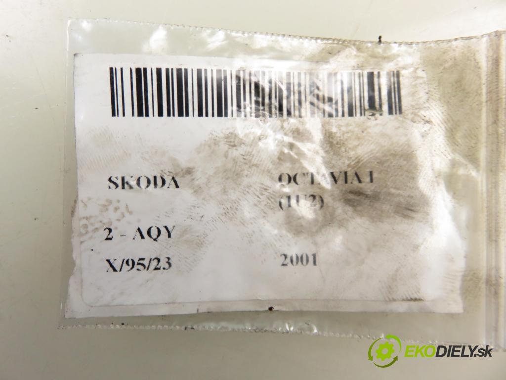 SKODA OCTAVIA I (1U2) LIFTBACK 2001 85,00 2.0  8V 116 - AQY 1984,00 lišta vstřikovací 037133317N ; 06A906031C ; 0280155791 (Vstřikovací lišta)