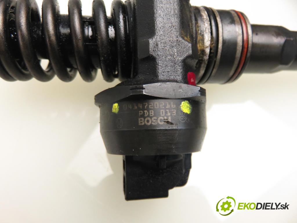 VW PASSAT B5.5 Variant (3B6) KOMBI 2003 96,00 1.9 TDI PD 130 - AVF 1896,00 Vstrekovač 038130073BA ; 0414720216 (Vstrekovač paliva)