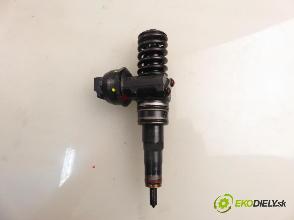 SKODA OCTAVIA I Combi (1U5) KOMBI 2004 74,00 1.9 TDI 4x4 - ATD 1896,00 vstříkovač 038130073AJ ; 0414720037 (Vstřikovač paliva)