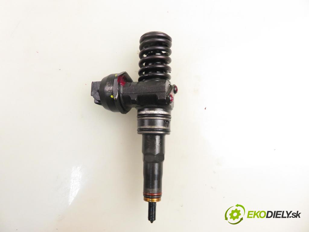 SKODA OCTAVIA I Combi (1U5) KOMBI 2004 74,00 1.9 TDI 4x4 - ATD 1896,00 vstříkovač 038130073AJ ; 0414720037 (Vstřikovač paliva)