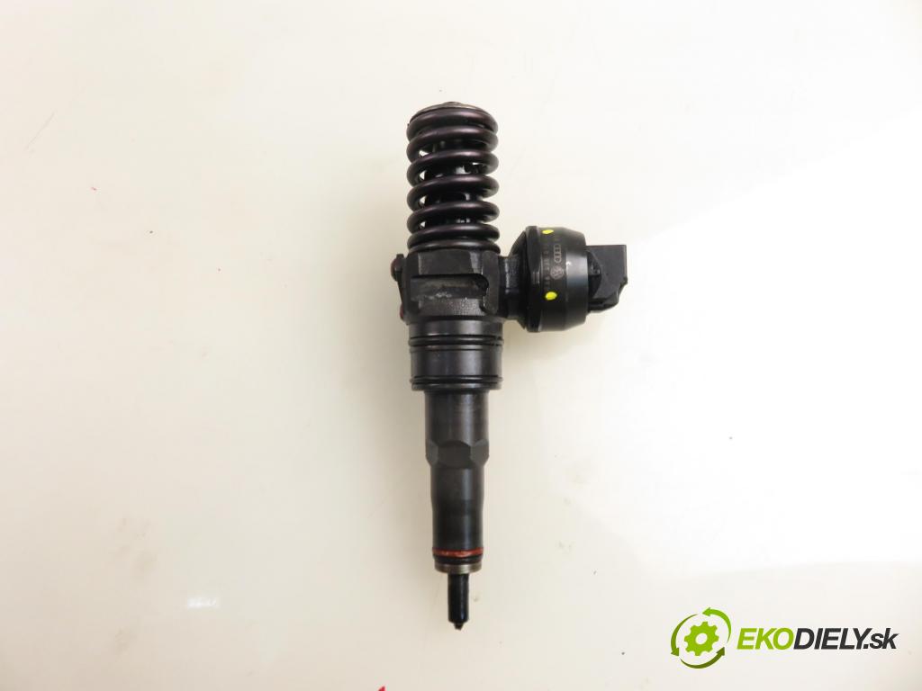 SKODA OCTAVIA I Combi (1U5) KOMBI 2004 74,00 1.9 TDI 4x4 - ATD 1896,00 vstříkovač 038130073AJ ; 0414720037 (Vstřikovač paliva)