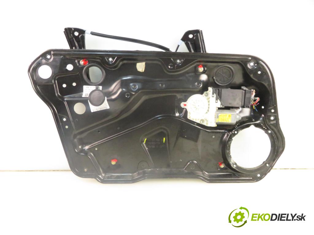 VW GOLF IV (1J1) HB 1999 55,00 1.4 16V 75 - AKQ 1390,00 mechanismus oken 1J4837755E ; 1J1959801C