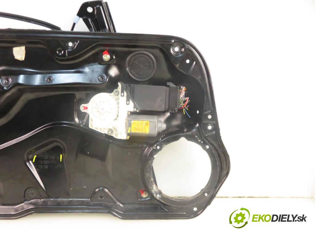 VW GOLF IV (1J1) HB 1999 55,00 1.4 16V 75 - AKQ 1390,00 mechanismus oken 1J4837755E ; 1J1959801C
