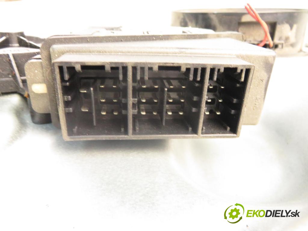 VW POLO (9N_) HB 2003 40,00 1.2 - BMD 1198,00 mechanismus oken PPE 6Q2969801