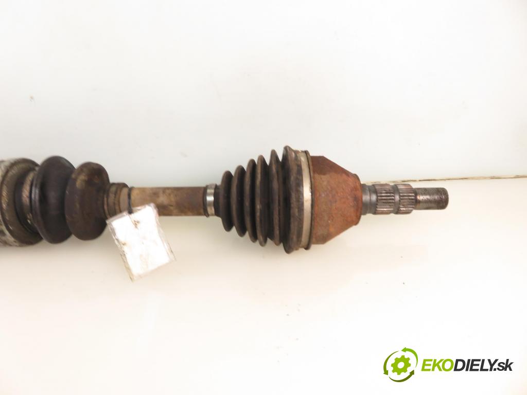 OPEL VECTRA C Kombi (Z02) KOMBI 2004 155,00 3.2 V6 - Z 32 SE 3175,00 Poloos PP