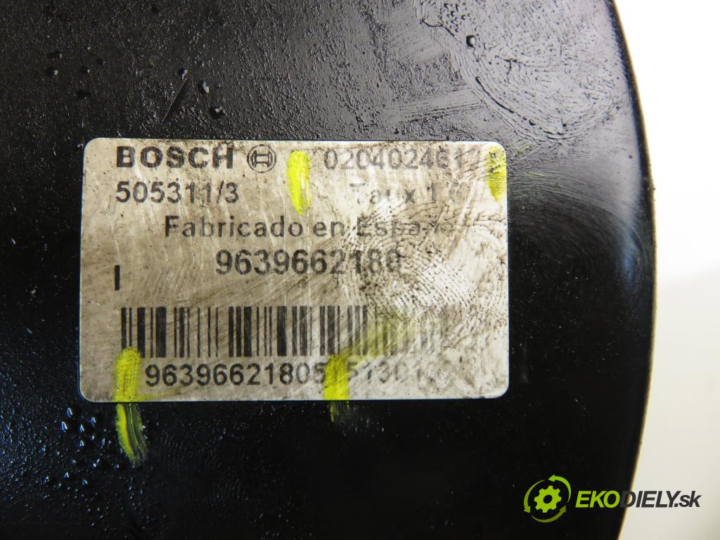 PEUGEOT 307 (3A/C) HB 2003 66,00 1.6 HDi 90 - 9HX (DV6ATED4) 1560,00 posilovač 0204024613 ; 9639662180 (Servočerpadlo)