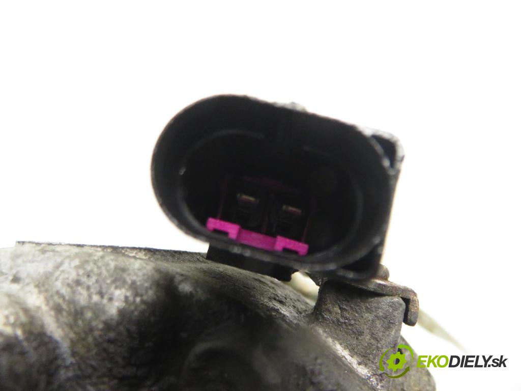 SEAT LEON (1M1) HB 2005 77,00 1.6 16 V - BCB 1598,00 KOMPRESOR: klimatizácie 1J0820803K (Kompresor klimatizácie)