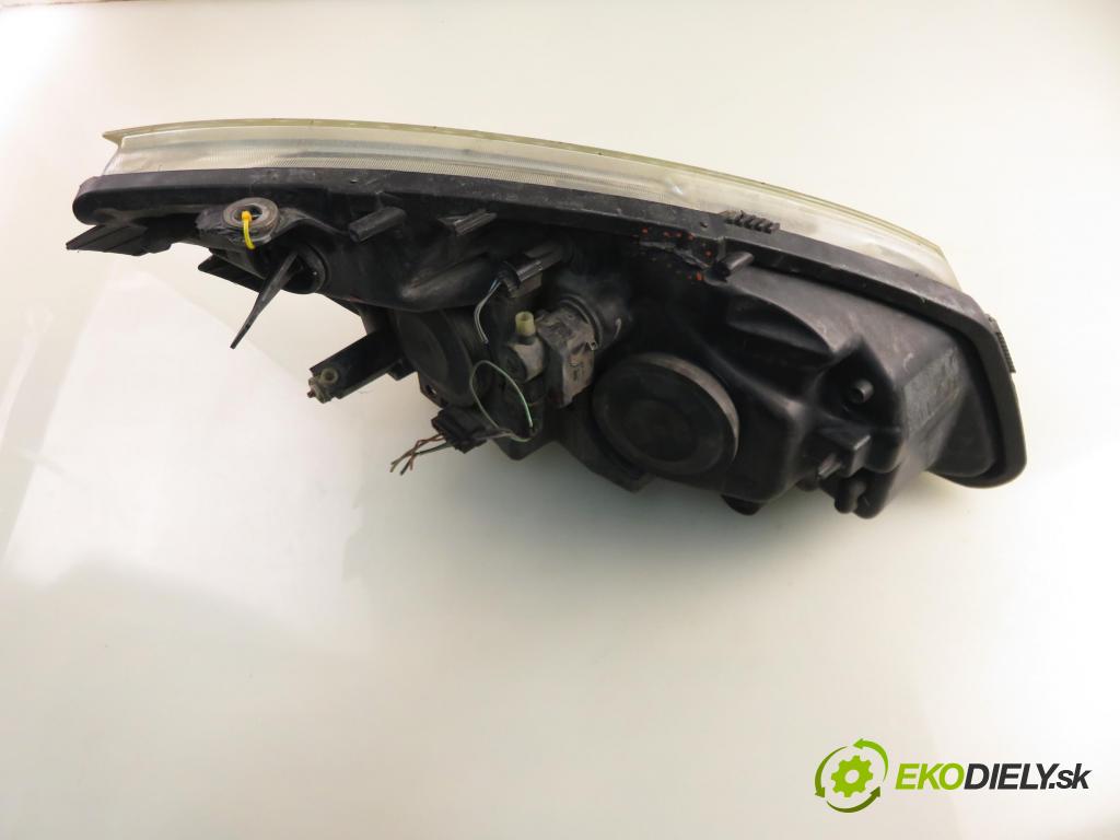 RENAULT SCENIC II (JM0/1_) MINIVAN 2003 83,00 1.6 (JM0C, JM0J, JM1B) - K4M 782 1598,00 Svetlo LP