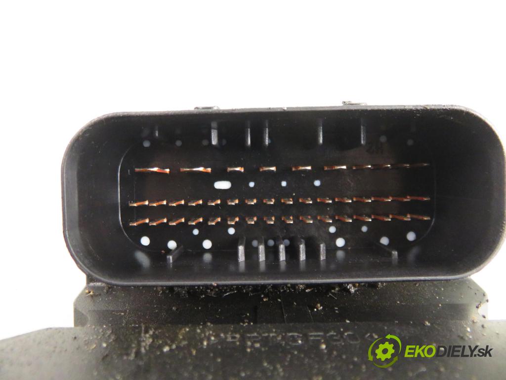 RENAULT SCENIC I (JA0/1_) MINIVAN 2001 75,00 1.9 dCi 102 - F9Q 732 1870,00 pumpa ABS 0265950046 ; 0265225108 (Pumpa ABS)