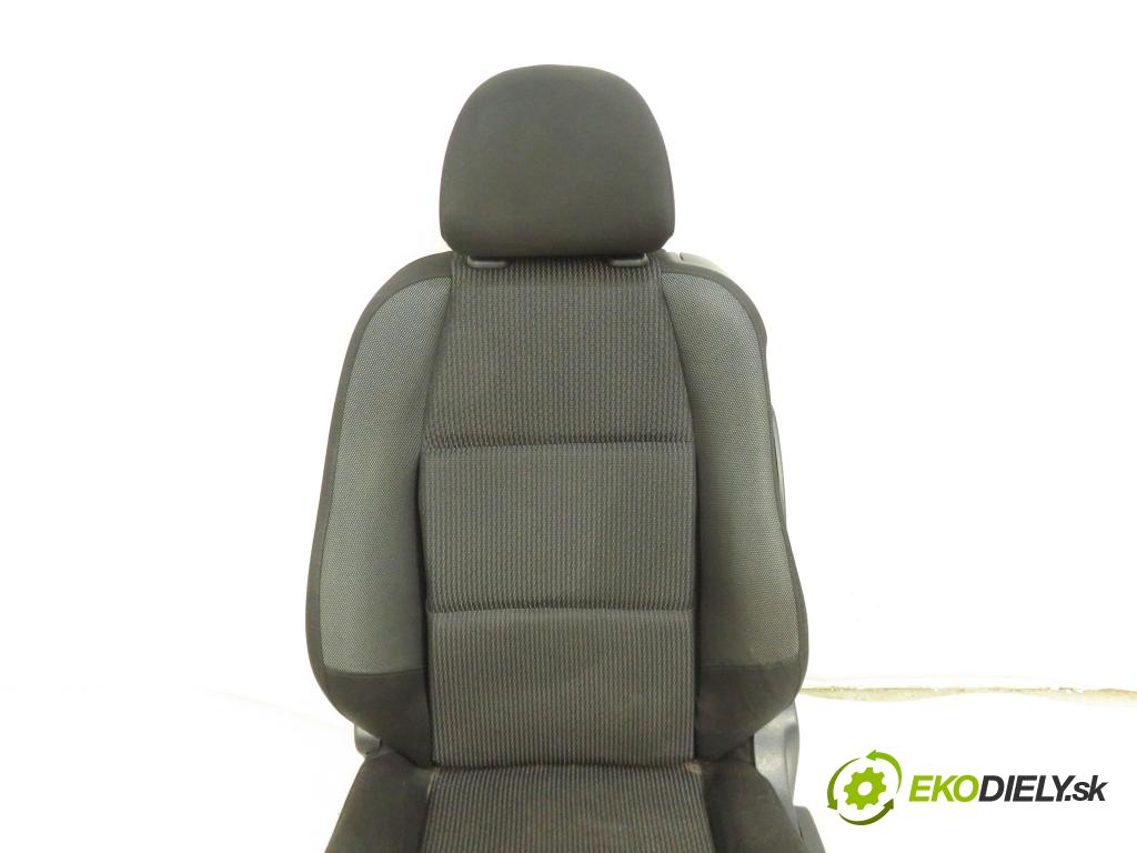 PEUGEOT 207 (WA_, WC_) HB 2010 70,00 1.4 16v VTI 95 - 8FS 1397,00 Sedadlo šoféri