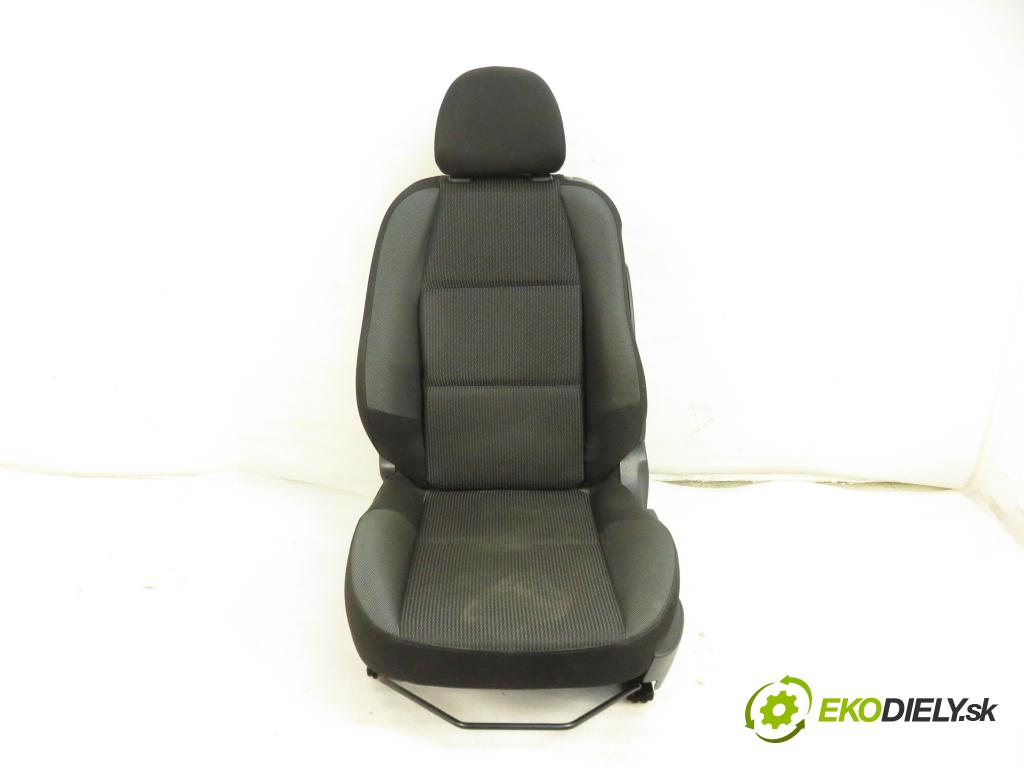 PEUGEOT 207 (WA_, WC_) HB 2010 70,00 1.4 16v VTI 95 - 8FS 1397,00 Sedadlo šoféri