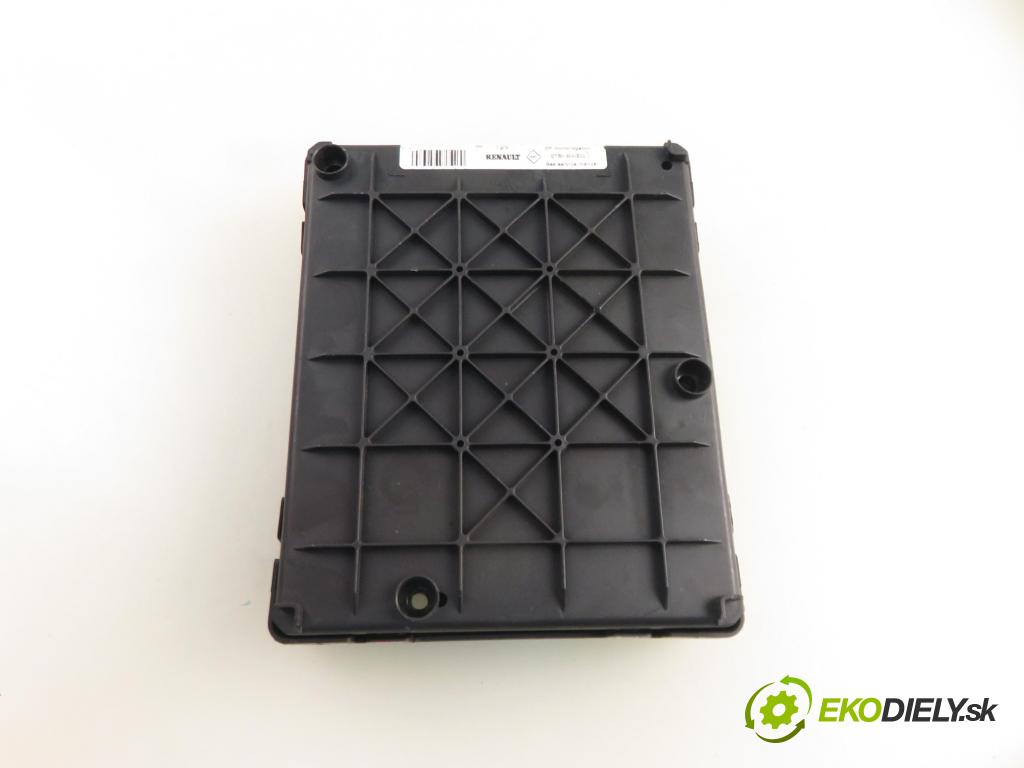 RENAULT SCENIC I (JA0/1_) MINIVAN 2001 75,00 1.9 dCi 102 - F9Q 732 1870,00 MODUL BSI S108502610G ; 8200029342B