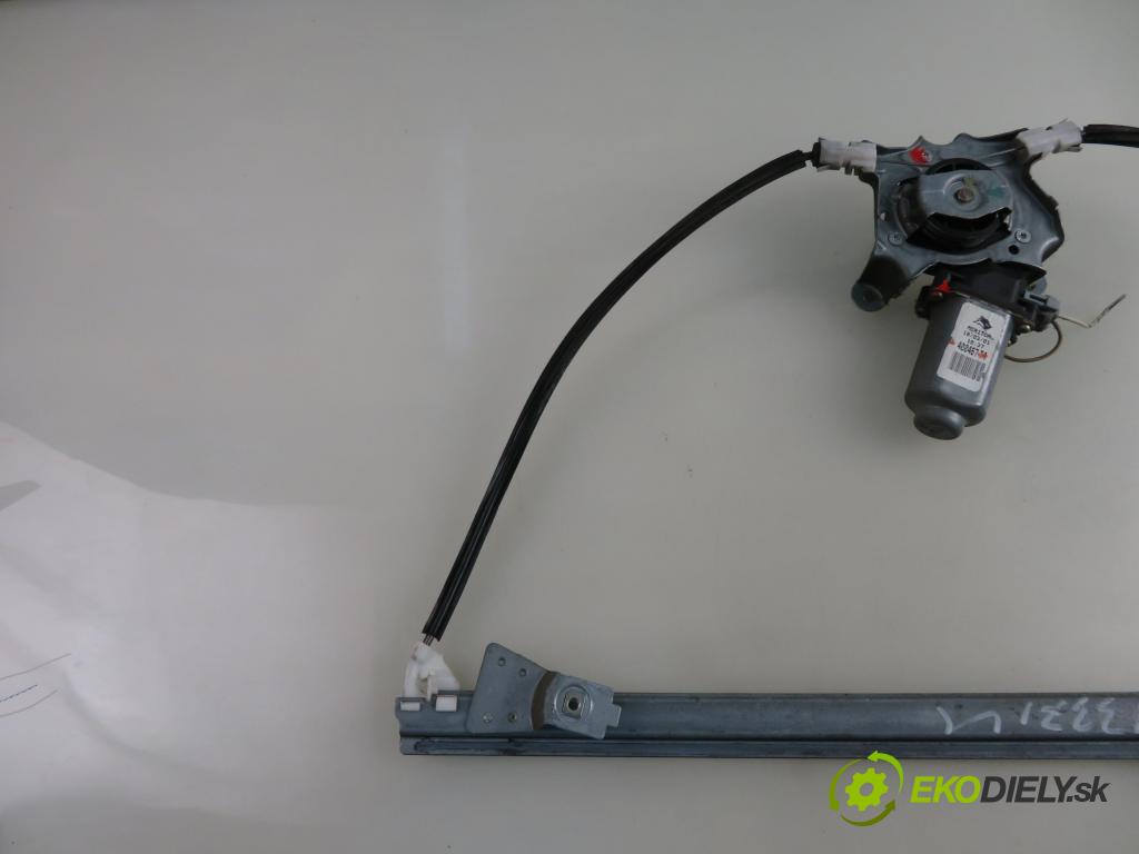 RENAULT SCENIC I (JA0/1_) MINIVAN 2001 75,00 1.9 dCi 102 - F9Q 732 1870,00 mechanismus oken 400467