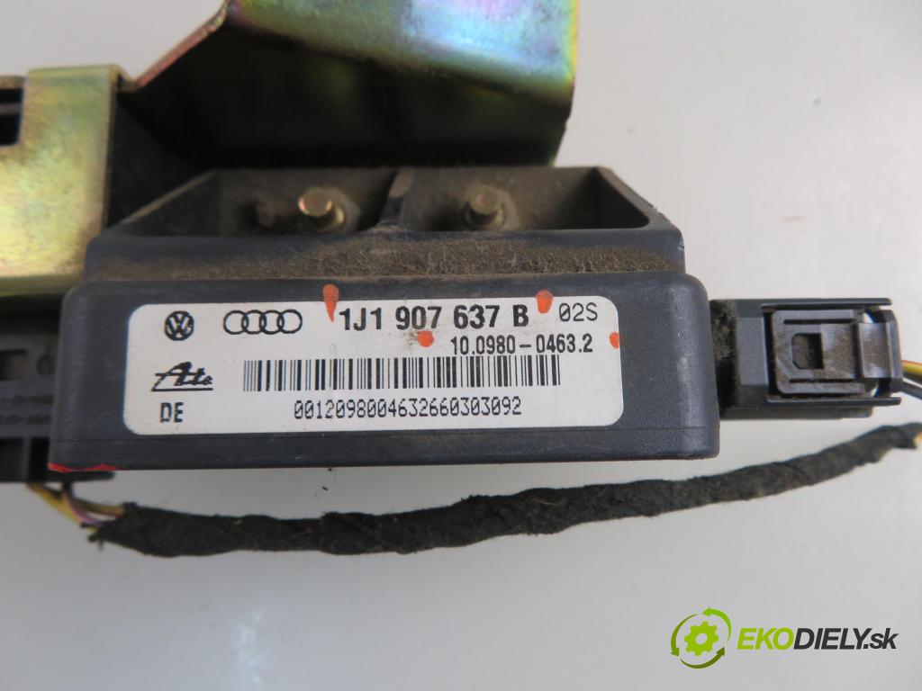 VW GOLF IV (1J1) HB 2000 75,00 1.6 - AVU 1595,00 snímač ESP 1J0907657B ; 10098001121 ; 1J0907651A
