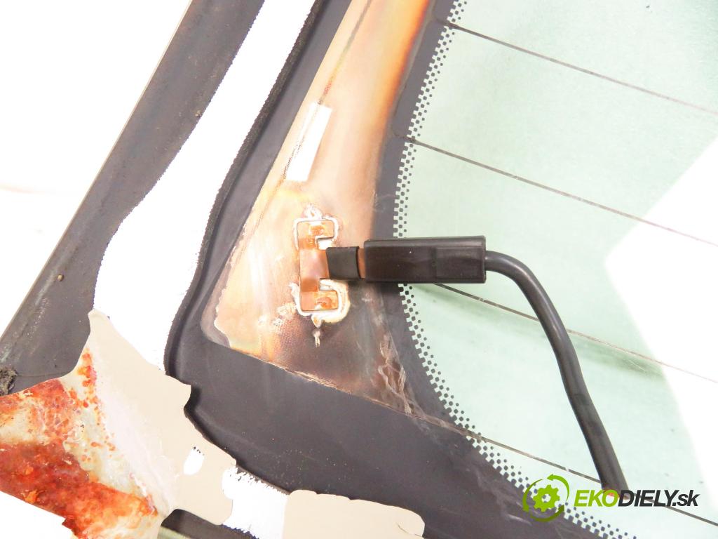 CITROEN C4 I (LC_) HB 2005 66,00 1.6 HDi - 9HX (DV6ATED4) 1560,00 Okno zadné kapota 