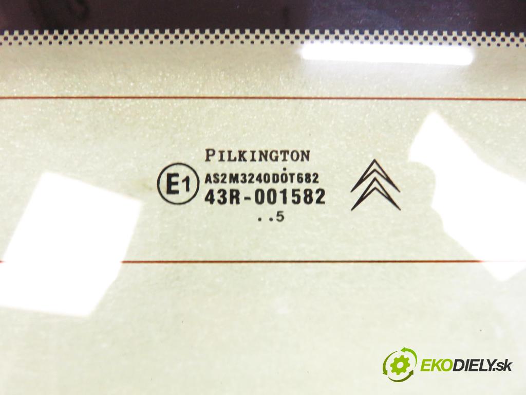 CITROEN C4 I (LC_) HB 2005 66,00 1.6 HDi - 9HX (DV6ATED4) 1560,00 okno ZADNÍ: kapota