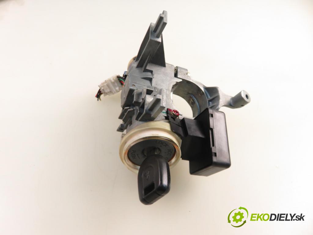 MITSUBISHI PAJERO PININ (H6_W, H7_W) SUV 2004 95,00 2.0 GDI 1999,00 spinačka MR587312 ; X1T14073M (Spínacia skrinka)