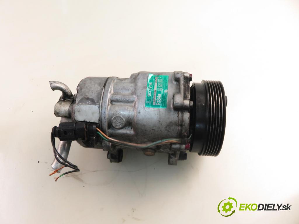 VW BORA (1J2) SEDAN 2001 77,00 1.6 16V - AUS 1598,00 KOMPRESOR: klimatizace 1J0820803F (Kompresor klimatizace)