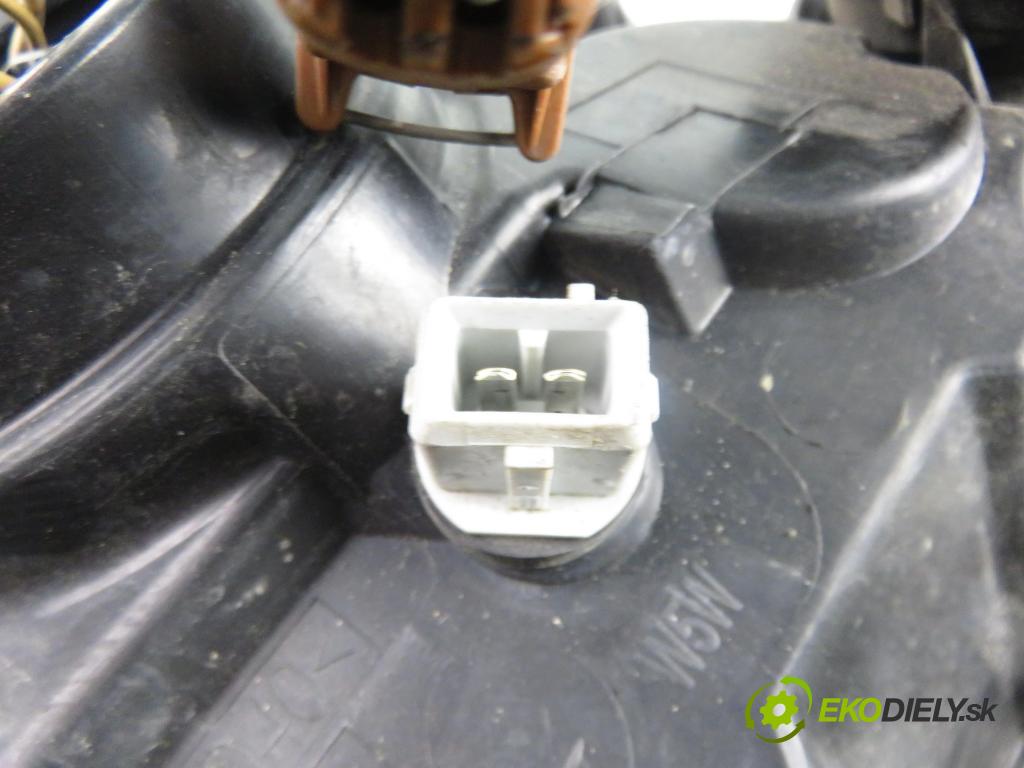 RENAULT KANGOO (KC0/1_) KOMBIVAN 2006 60,00 1.5 dCi 80 - K9K 702 1461,00 Svetlo LP 8200150614
