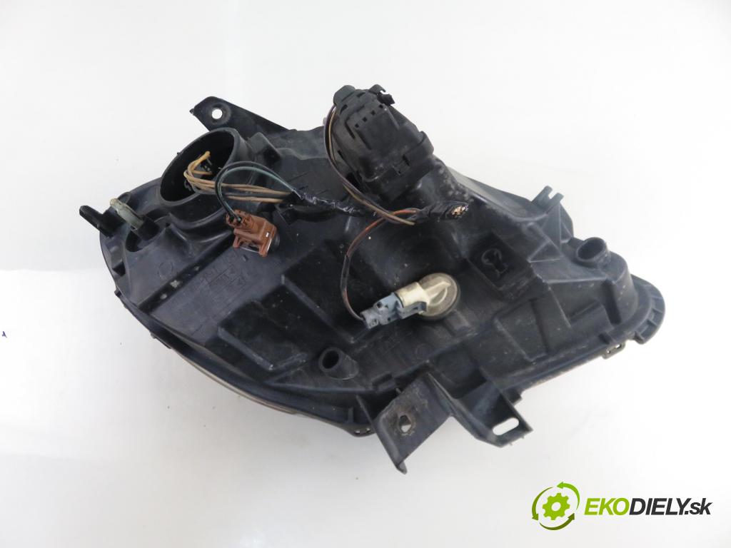 RENAULT KANGOO (KC0/1_) KOMBIVAN 2006 60,00 1.5 dCi 80 - K9K 702 1461,00 Svetlo LP 8200150614