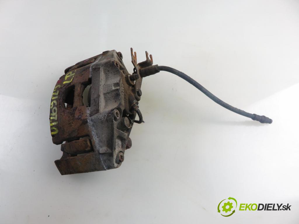 AUDI A4 Avant (8ED, B7) KOMBI 2005 150,00 3.0 TDI quattro - BKN 2967,00 Brzdič strmeň LP