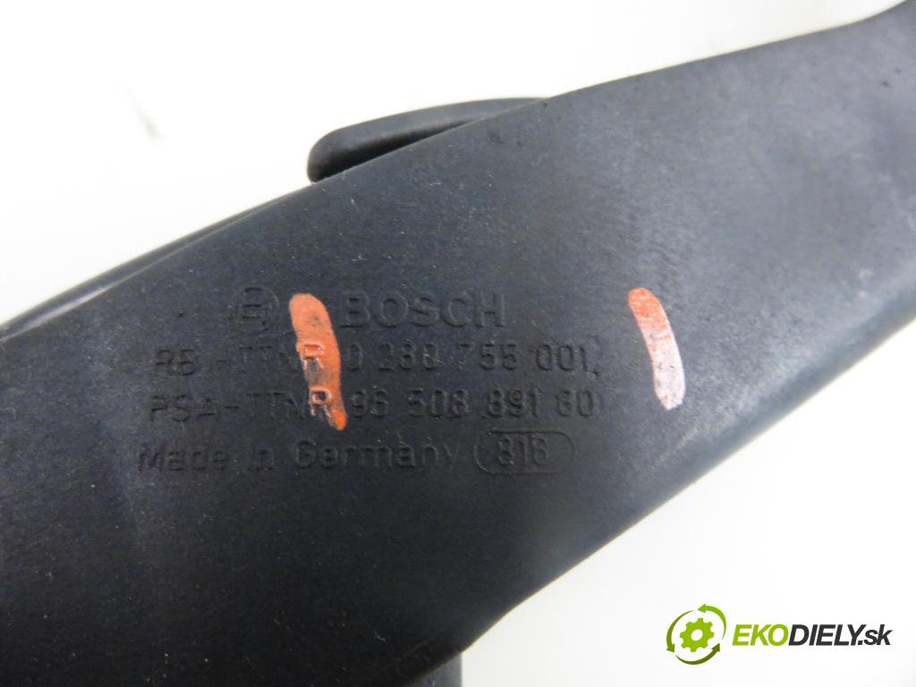 CITROEN C4 I (LC_) HB 2005 66,00 1.6 HDi - 9HX (DV6ATED4) 1560,00 Potenciometer plynu 0280755001 ; 9650889180 (Potenciometer plynového pedálu)
