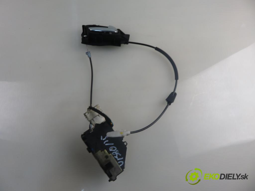 CITROEN C4 I (LC_) HB 2005 66,00 1.6 HDi - 9HX (DV6ATED4) 1560,00 zámok PPE 9647172680F
