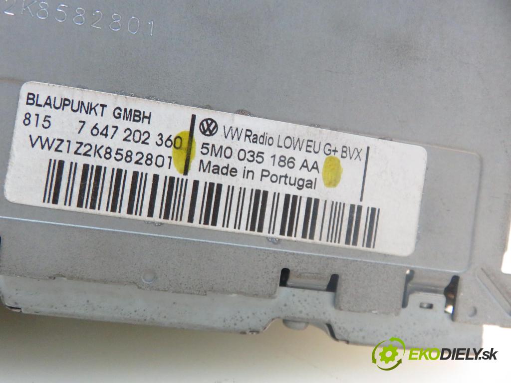 VW PASSAT B6 Variant (3C5) KOMBI 2008 103,00 2.0 TDI CR 16V 140 - CBAB 1968,00 RADIO CD 5M0035186AA