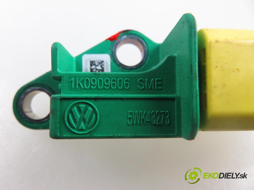 SEAT ALTEA (5P1) HB 2006 77,00 1.9 TDI - BKC 1896,00 Snímač nárazu 1K0909606 ; 5WK43273 (Snímač nárazu)