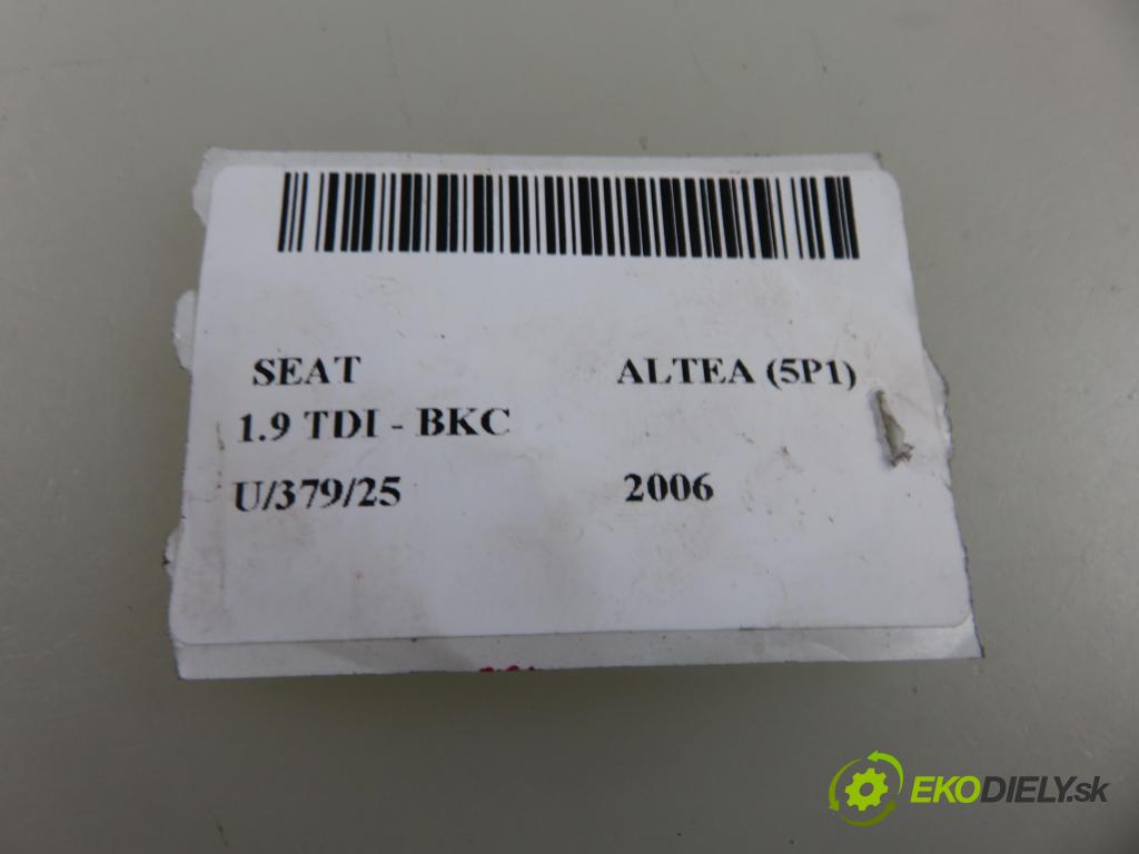SEAT ALTEA (5P1) HB 2006 77,00 1.9 TDI - BKC 1896,00 Snímač nárazu 5WK43273 ; 1K0909606 (Snímač nárazu)