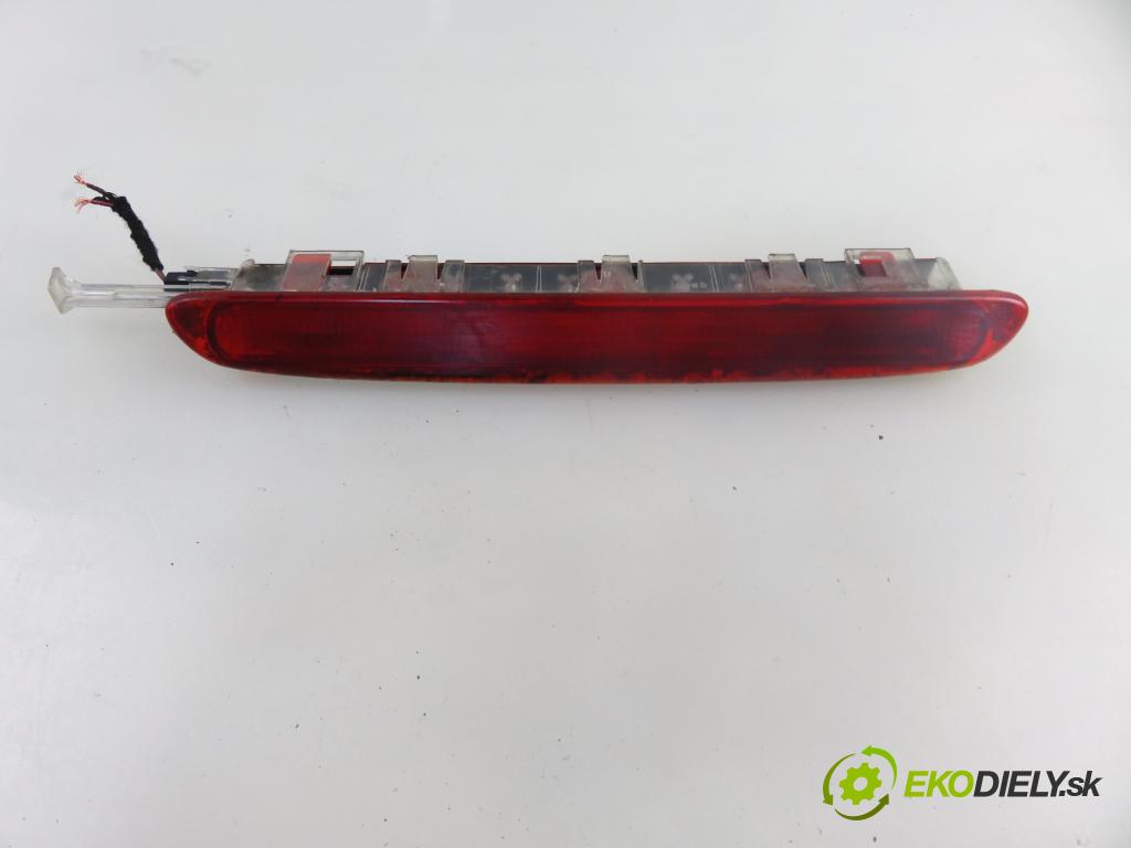 SEAT ALTEA (5P1) HB 2006 77,00 1.9 TDI - BKC 1896,00 svetlo bŕzd