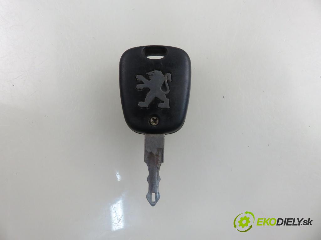 PEUGEOT 206 SW (2E/K) KOMBI 2004 50,00 1.4 HDi - 8HX (DV4TD) 1398,00 spinačka  (Spínacia skrinka)