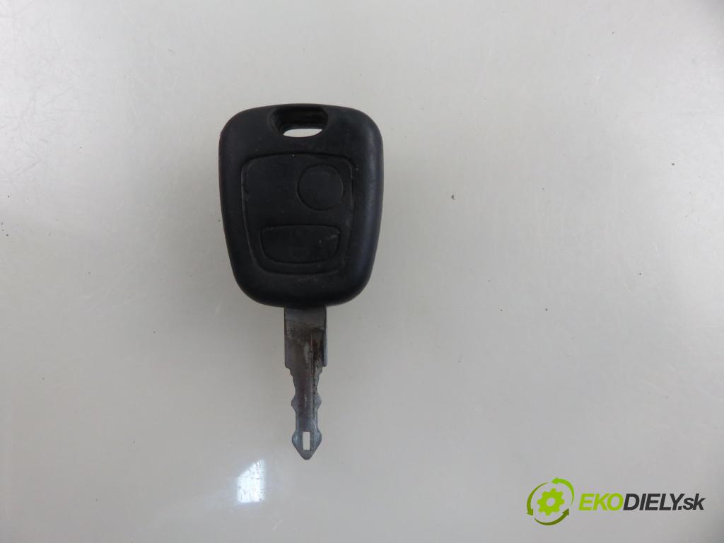 PEUGEOT 206 SW (2E/K) KOMBI 2004 50,00 1.4 HDi - 8HX (DV4TD) 1398,00 spinačka  (Spínacia skrinka)