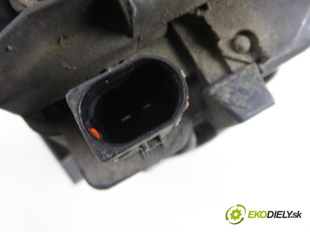 RENAULT SCENIC I (JA0/1_) MINIVAN 2000 79,00 1.6 - K4M 700 1598,00 Alternátor 7700434899 ; 0124325031 (Alternátor)