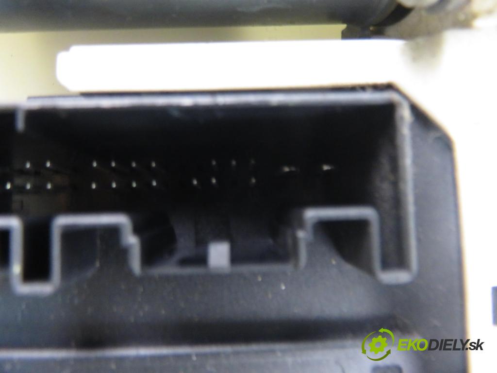 SEAT ALTEA (5P1) HB 2006 77,00 1.9 TDI - BKC 1896,00 mechanismus oken 5P0837401J ; 1K0959793H