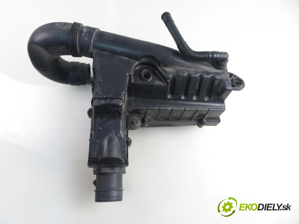 SEAT ALTEA (5P1) HB 2006 77,00 1.9 TDI - BKC 1896,00 Obal filtra vzduchu 3C0129607BA ; 3C0129601BK (Obal vzduchového filtra)