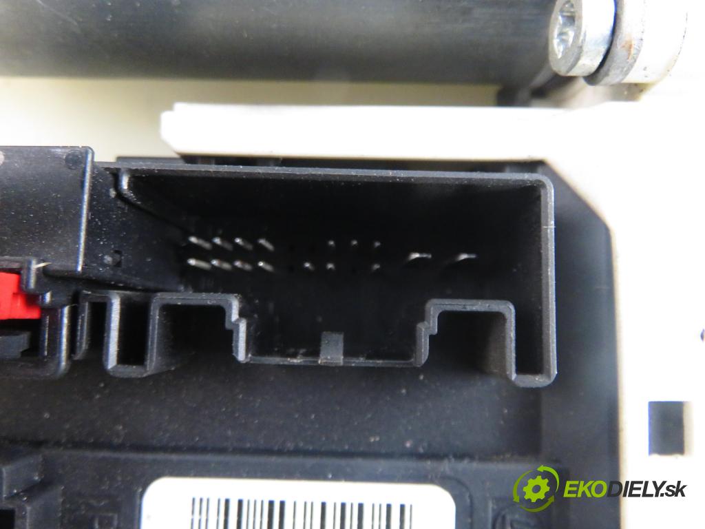 SEAT ALTEA (5P1) HB 2006 77,00 1.9 TDI - BKC 1896,00 mechanismus oken PPE 1K0959792H ; 5P0837402J