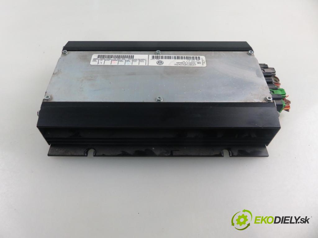 VW TOURAN (1T1, 1T2) MINIVAN 2007 125,00 2.0 TDI - BMN 1968,00 Zosilňovač 1T0035456 (Zosilňovač)