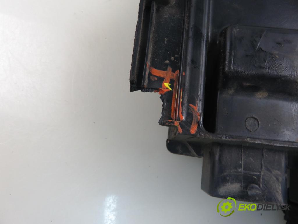 RENAULT KANGOO (KC0/1_) KOMBIVAN 2006 60,00 1.5 dCi 80 - K9K 702 1461,00 Riadiaca jednotka Motor 8200498185 ; 8200469333